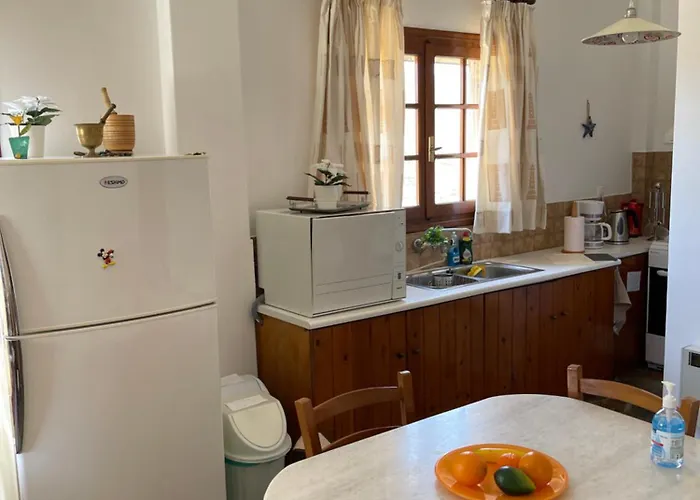 Aegean Makrotándalon